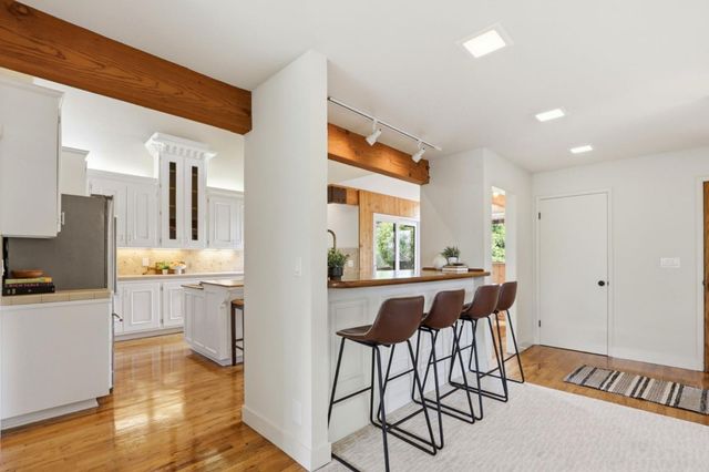 328 Cliff Drive, Aptos, CA 95003