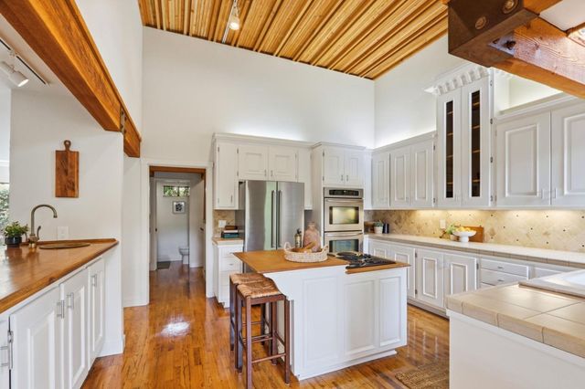 328 Cliff Drive, Aptos, CA 95003