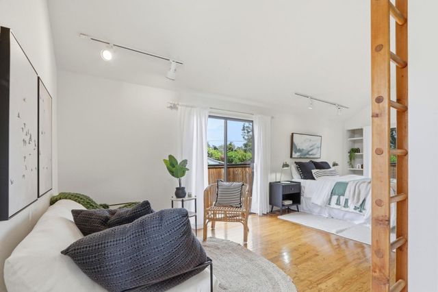 328 Cliff Drive, Aptos, CA 95003