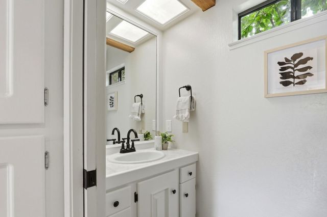 328 Cliff Drive, Aptos, CA 95003