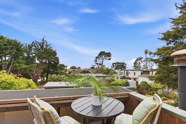 328 Cliff Drive, Aptos, CA 95003