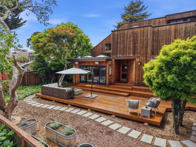 328 Cliff Drive, Aptos, CA 95003