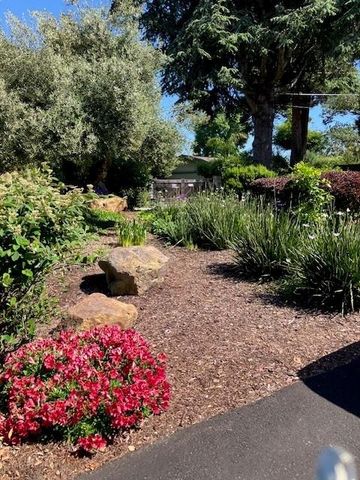 328 Cliff Drive, Aptos, CA 95003
