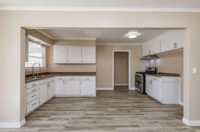 4155 N Palm Avenue, Fresno, CA 93704