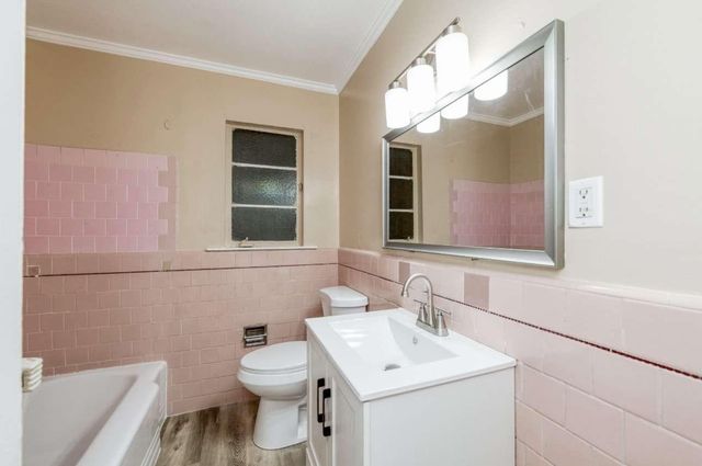 4155 N Palm Avenue, Fresno, CA 93704