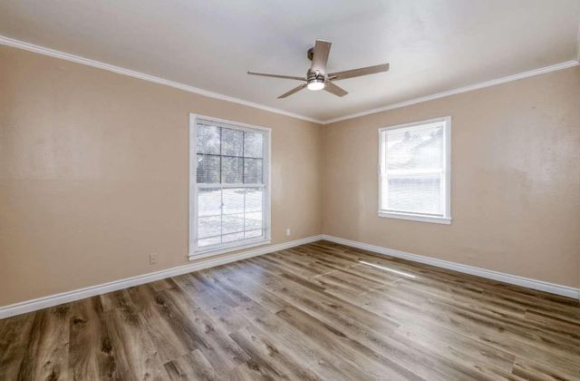4155 N Palm Avenue, Fresno, CA 93704