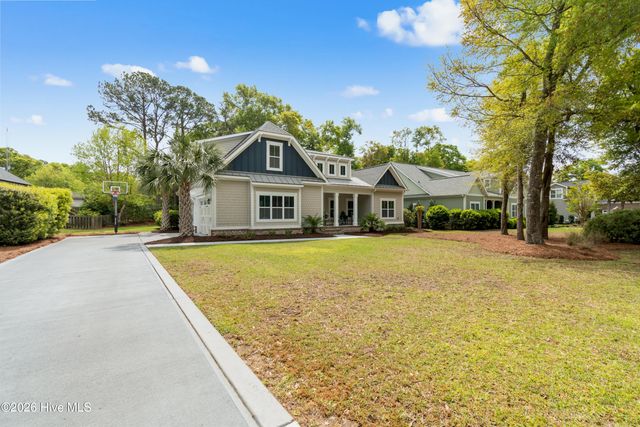 720 Oyster Bay Drive, Sunset Beach, NC 28468