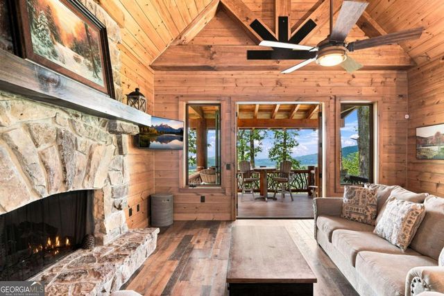 1175 Wolfcreek Road, Murphy, NC 28906