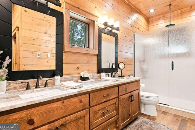 1175 Wolfcreek Road, Murphy, NC 28906