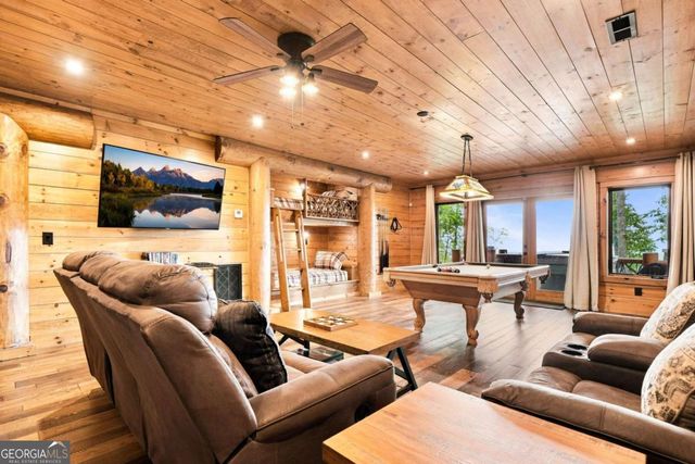 1175 Wolfcreek Road, Murphy, NC 28906