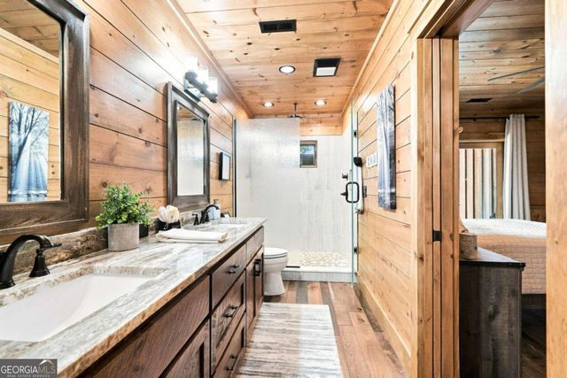 1175 Wolfcreek Road, Murphy, NC 28906