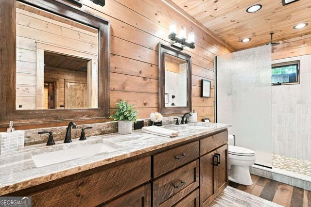 1175 Wolfcreek Road, Murphy, NC 28906