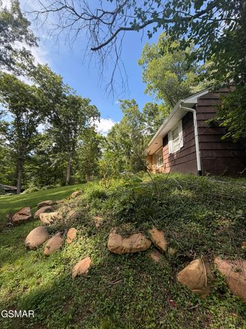 5704 Rockhaven Road, Knoxville, TN 37920