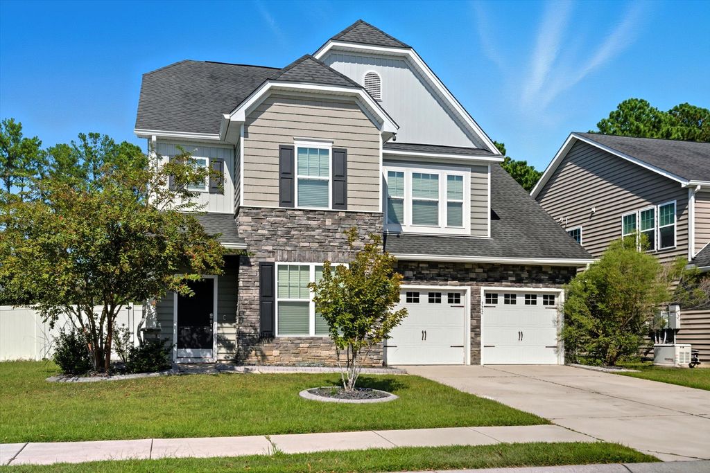 322 Bracken Fern Road, Moncks Corner, SC 29461