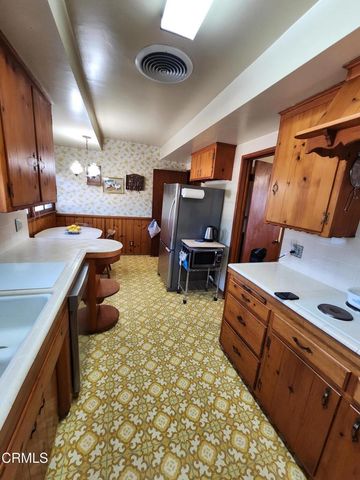 10939 Elinda, Sun Valley, CA 91352
