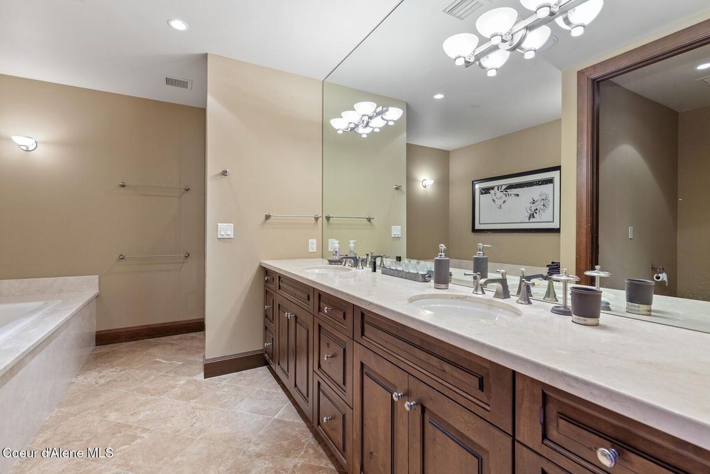 1031 S Island Green Dr, Coeur d'Alene, ID 83814 photo 33