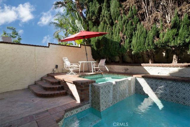 34 Columbus, Irvine, CA 92620