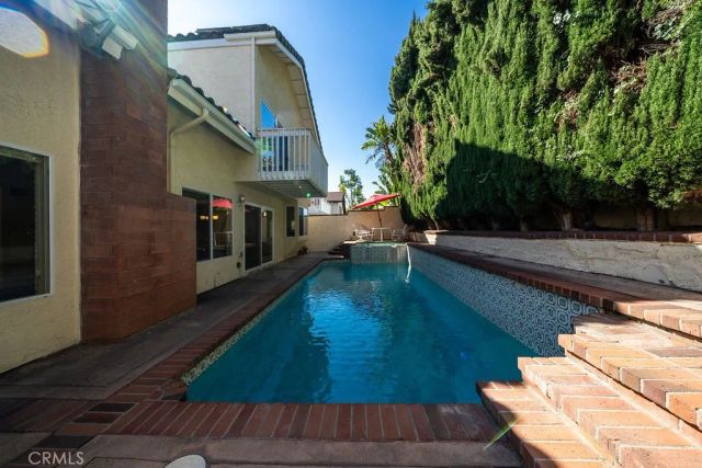 34 Columbus, Irvine, CA 92620