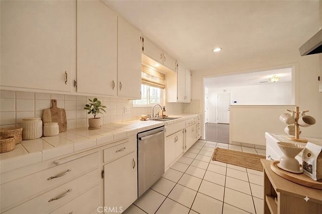 1523 S 8th Avenue, Arcadia, CA 91006