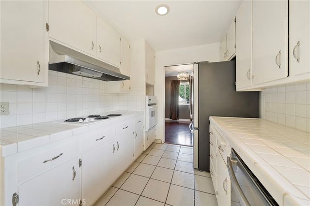 1523 S 8th Avenue, Arcadia, CA 91006
