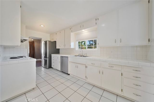 1523 S 8th Avenue, Arcadia, CA 91006