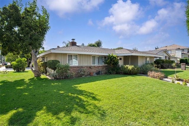 1523 S 8th Avenue, Arcadia, CA 91006