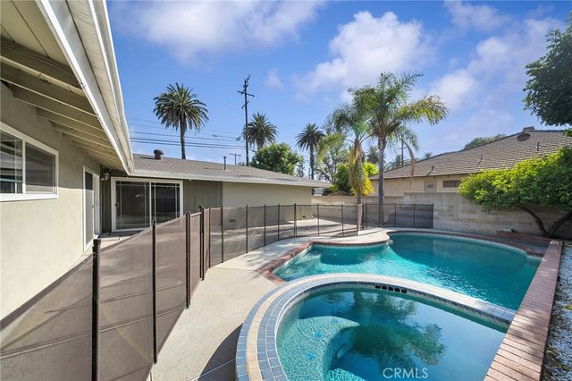 1523 S 8th Avenue, Arcadia, CA 91006