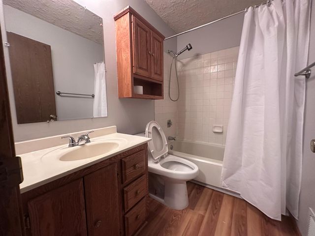 15229 Buchanan Court, Eden Prairie, MN 55344