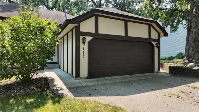 15229 Buchanan Court, Eden Prairie, MN 55344
