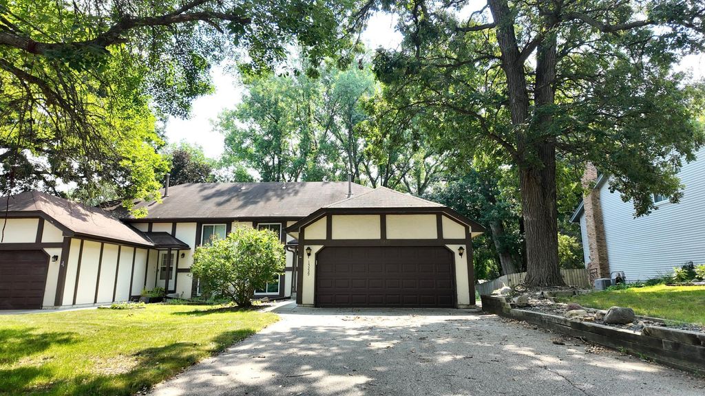 15229 Buchanan Court, Eden Prairie, MN 55344