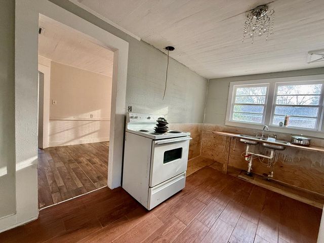 304 Highland Drive, Hartford, AL 36344