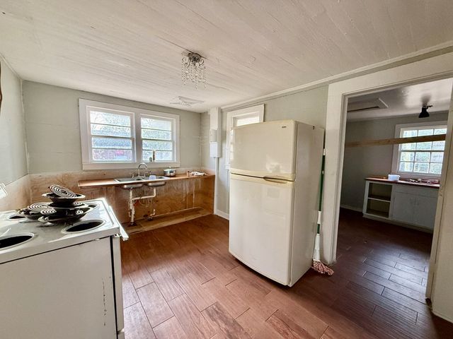 304 Highland Drive, Hartford, AL 36344