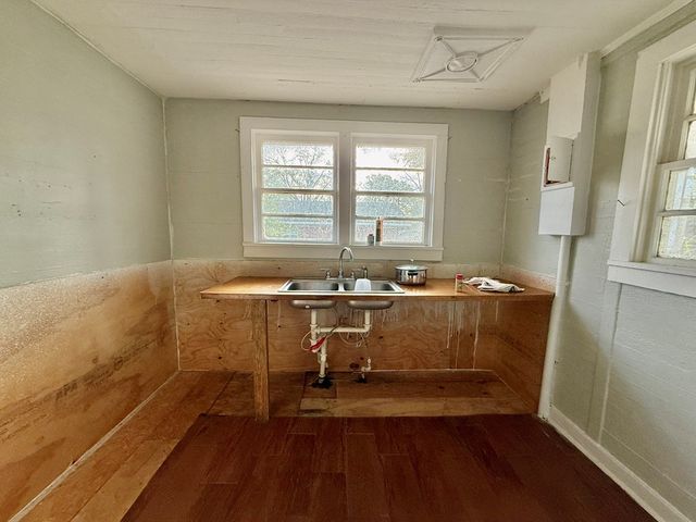 304 Highland Drive, Hartford, AL 36344