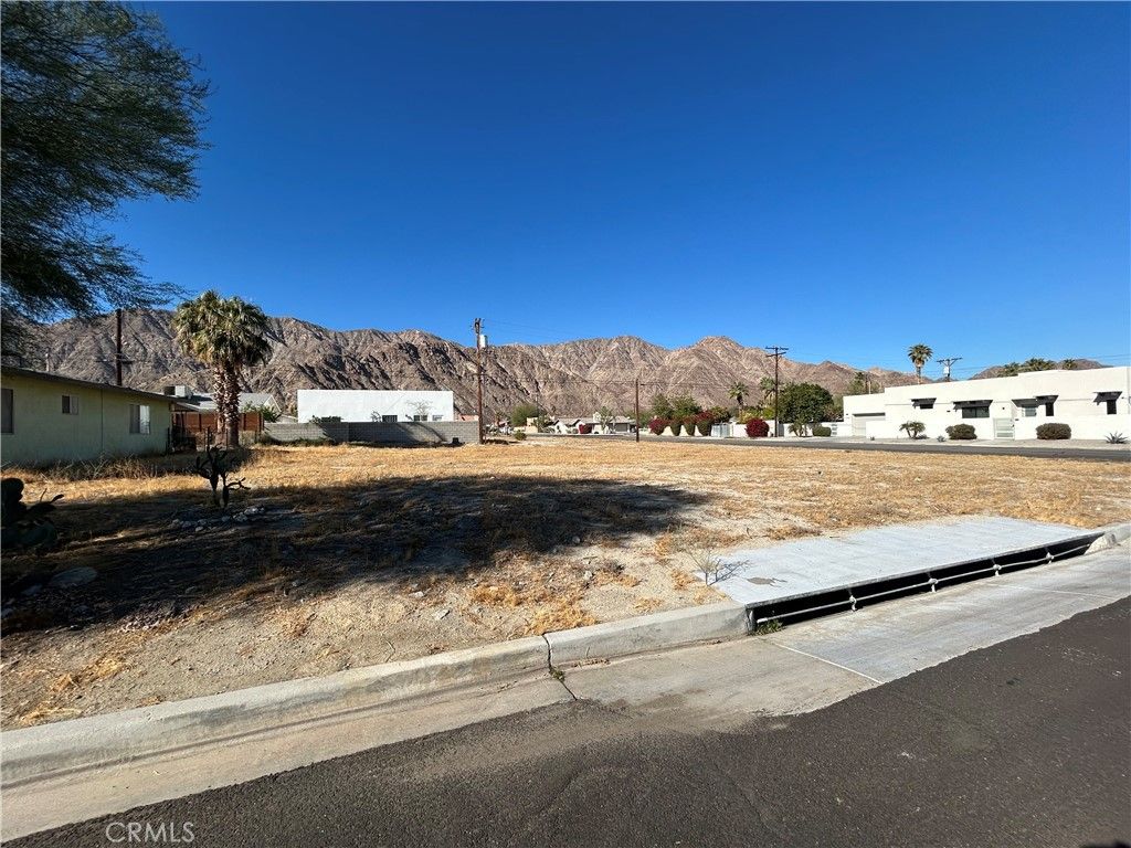 Image 1 of property listing at 0 LOT 2 Avenida Herrera, La Quinta, CA 92253