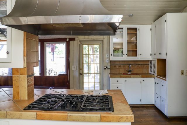 204 E Terrace Avenue, Fresno, CA 93704