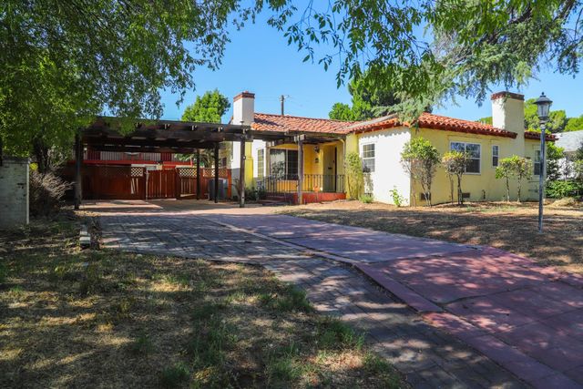 204 E Terrace Avenue, Fresno, CA 93704