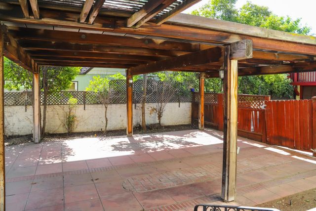 204 E Terrace Avenue, Fresno, CA 93704