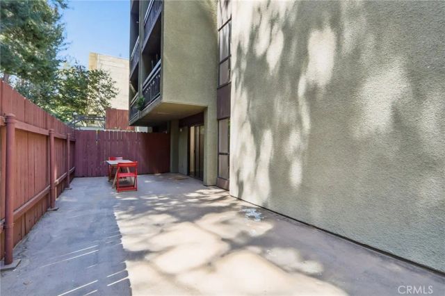 898 Temple Terrace 122, Los Angeles, CA 90042