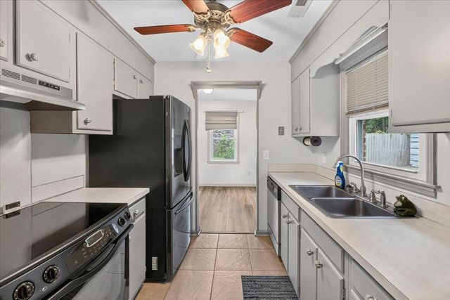 613 Brailsford Boulevard, Summerville, SC 29485
