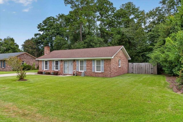 613 Brailsford Boulevard, Summerville, SC 29485