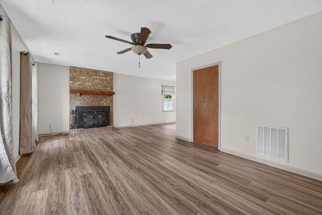 613 Brailsford Boulevard, Summerville, SC 29485