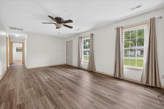 613 Brailsford Boulevard, Summerville, SC 29485