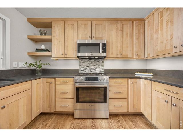 350 W Spruce Ln, Louisville, CO 80027