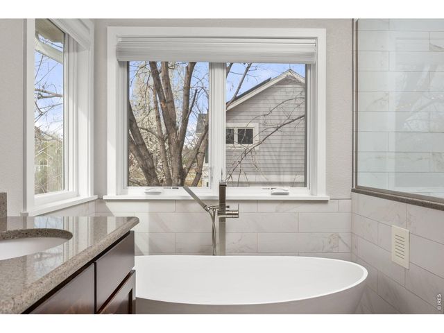 350 W Spruce Ln, Louisville, CO 80027