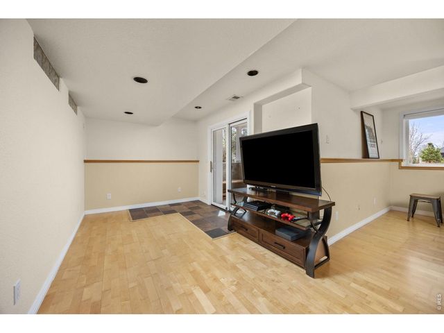 350 W Spruce Ln, Louisville, CO 80027