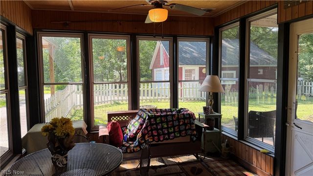 154 Taylor Road, Barberton, OH 44203