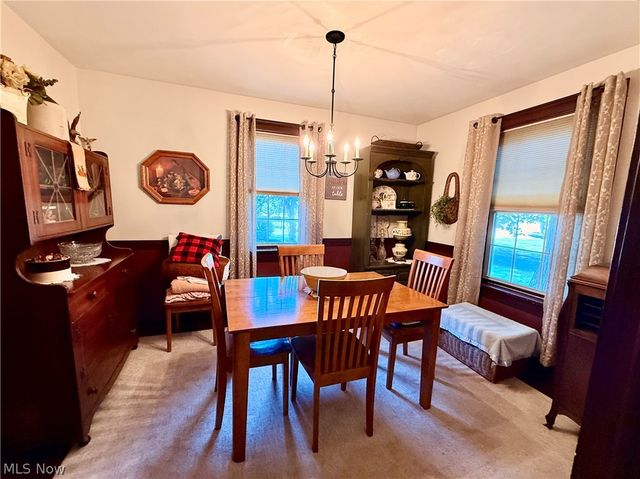 154 Taylor Road, Barberton, OH 44203
