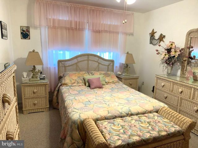 210 CEDARDALE AVE, Villas, NJ 08251