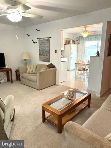 210 CEDARDALE AVE, Villas, NJ 08251