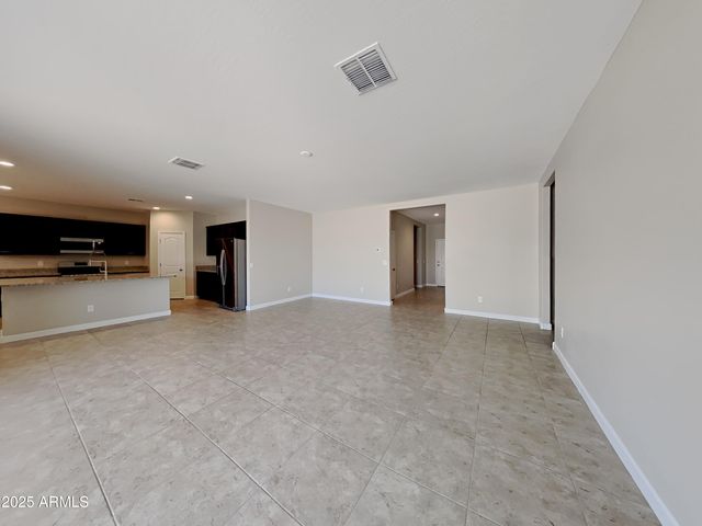 30388 W AMELIA Avenue, Buckeye, AZ 85396